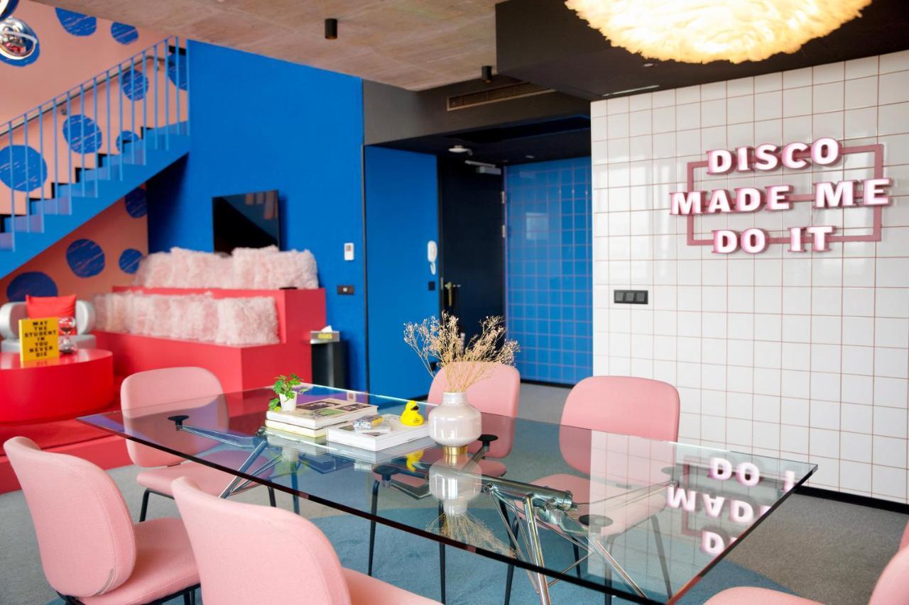 Hotel The Social Hub Vienna Esterno foto The interior of the hotel