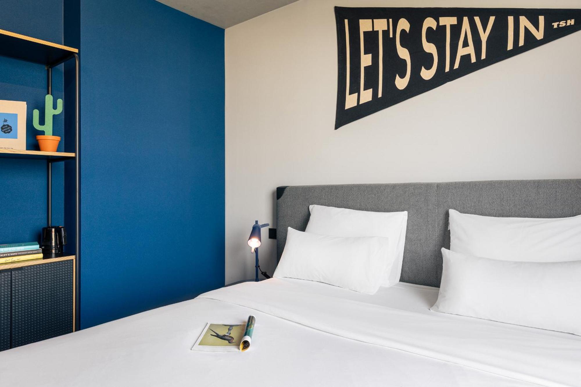 Hotel The Social Hub Vienna Esterno foto Let's Stay In