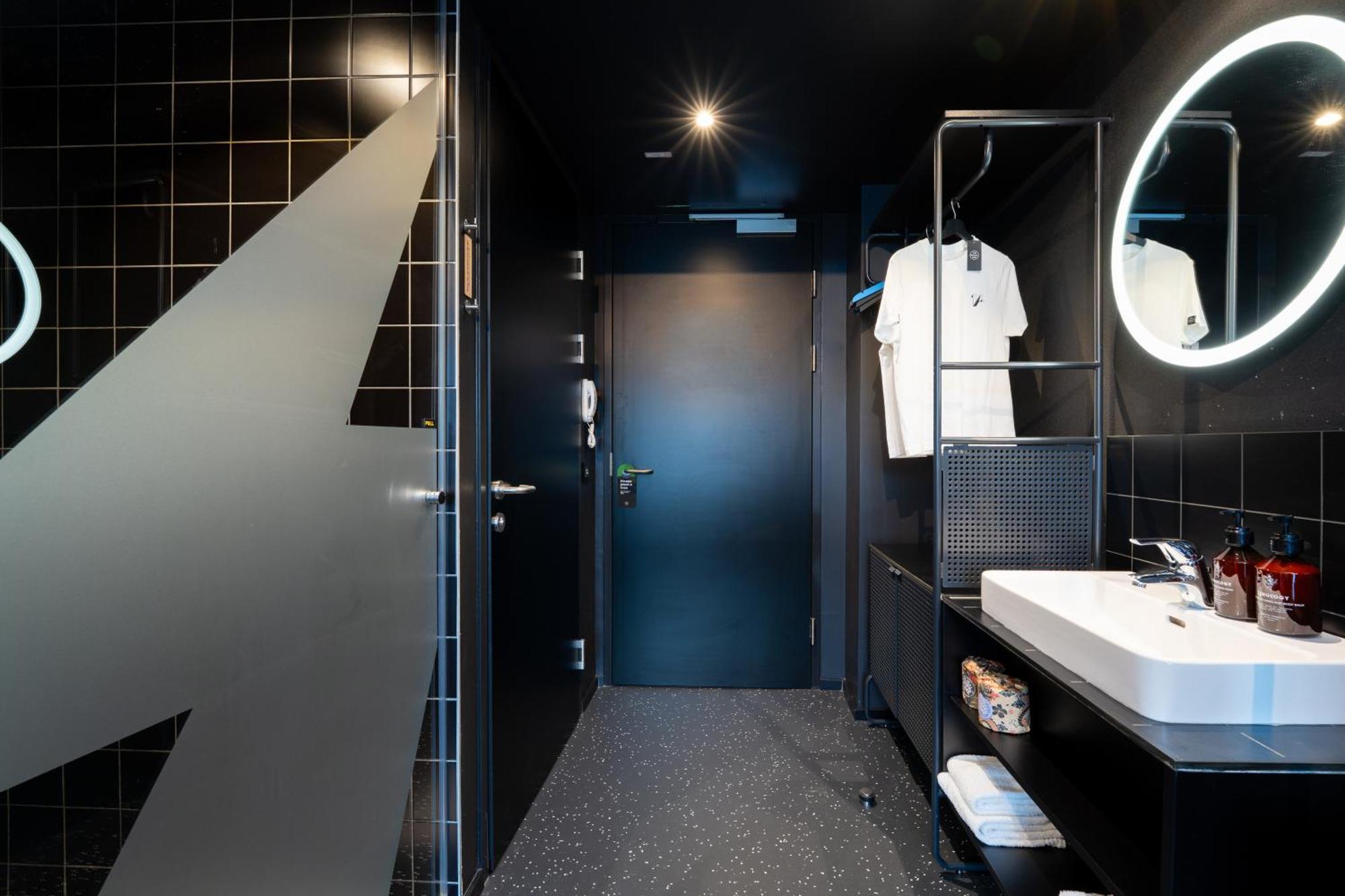 Hotel The Social Hub Vienna Esterno foto